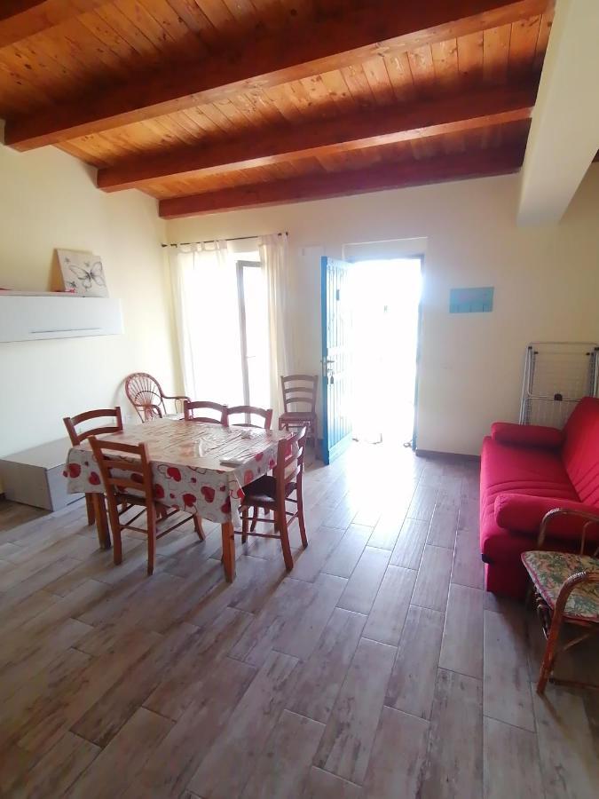 Agriturismo Oca Giuliva ลิโด เด ปินี ภายนอก รูปภาพ